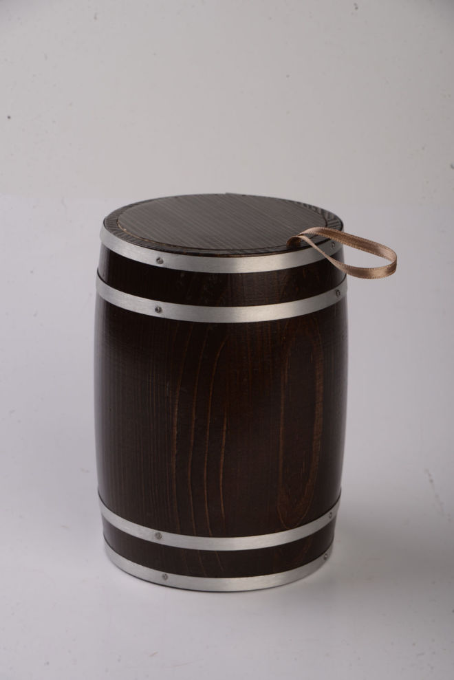 wooden barrel