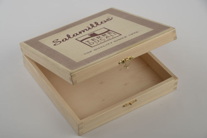 drvena kutija za kobasice